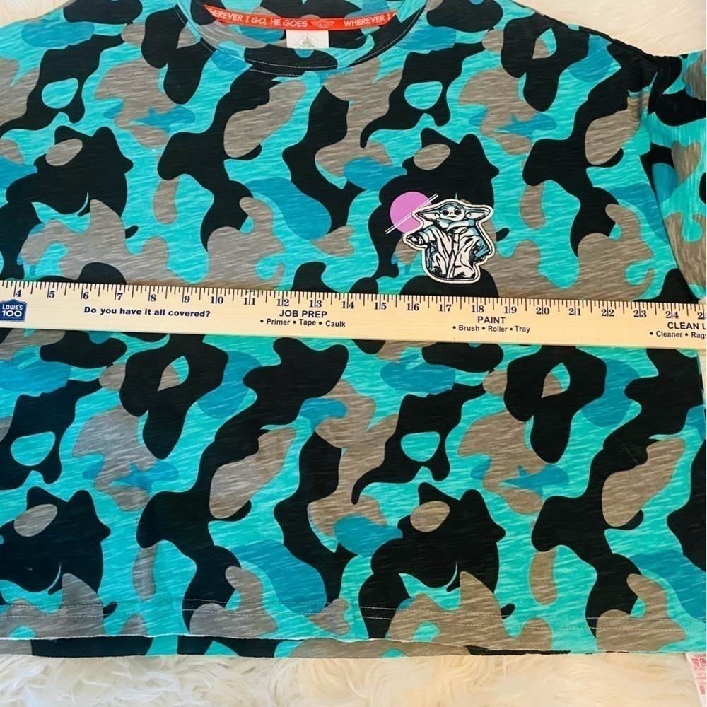 Disney Womens Baby Yoda Grogu Camo T-Shirt Star Wars: The Mandalorian Size: L - Picture 8 of 9